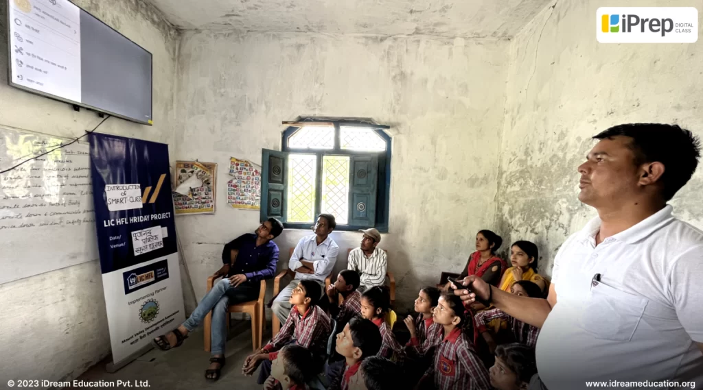 teacher using smart classroom schools of uttarkhand implemented by idream education 1536x853 1